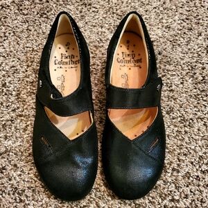 Finn Comfort Aquila Nubuck Shimmer Black Leather Womens Mary Janes US 6.5